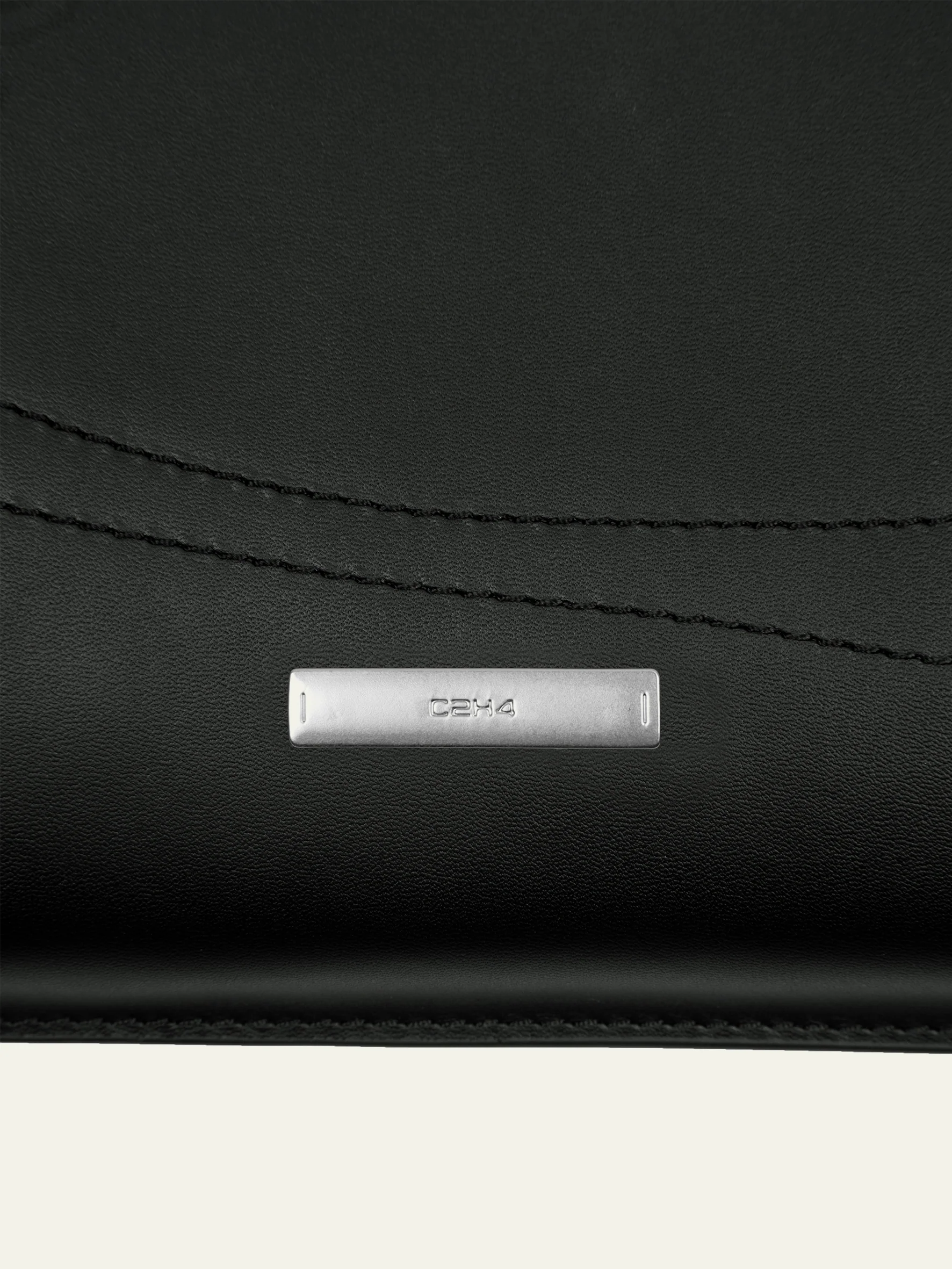 007 - Basics Macbook Case - Image 7