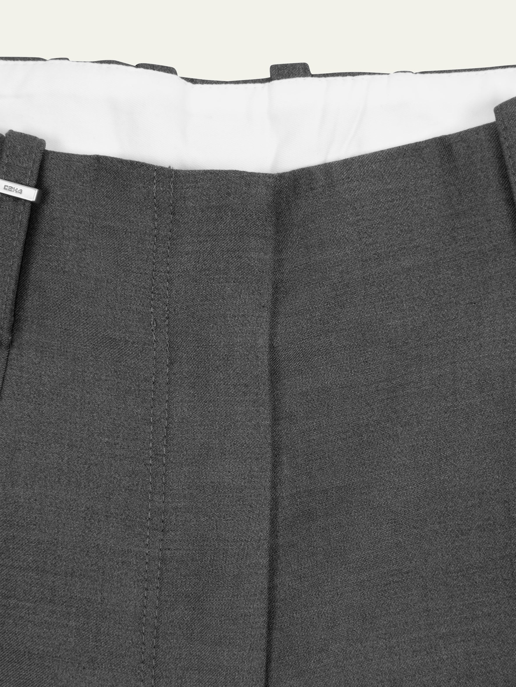 007 - C. Perriand Pleated Waistless Shorts - Image 7