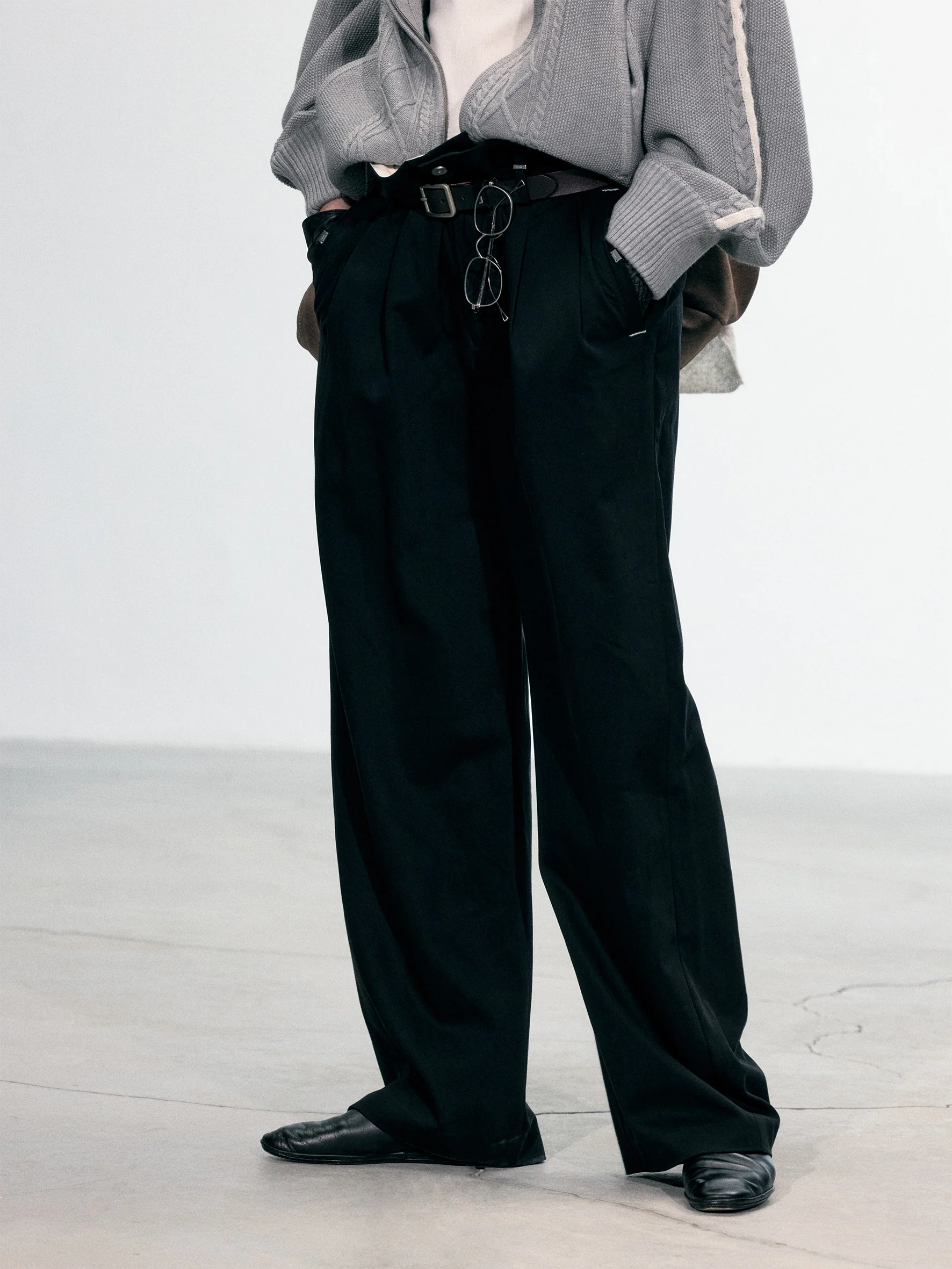010 - Vrille Tailored Pants - Image 4
