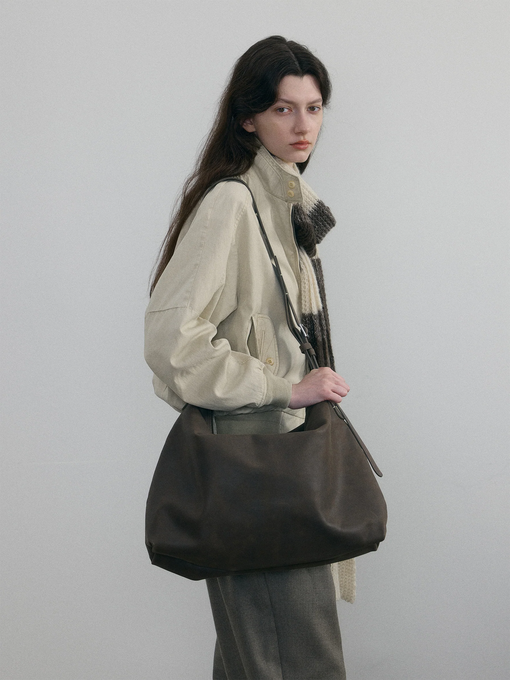 011 - Brentwood Alley Bag - Image 11