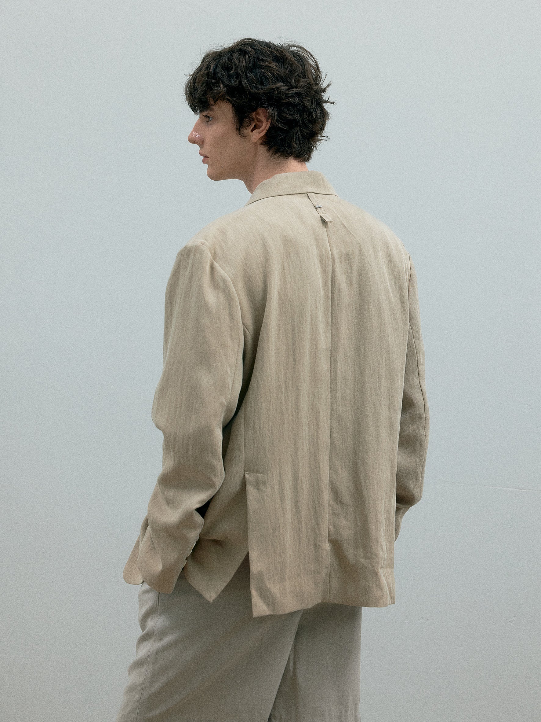 011 - Brentwood Alley Blazer - Image 7