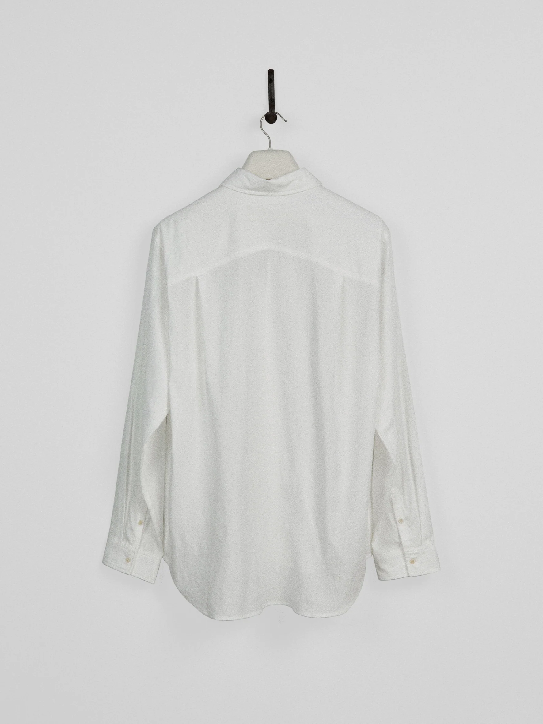 011 - Curator Basic Shirt - Image 24
