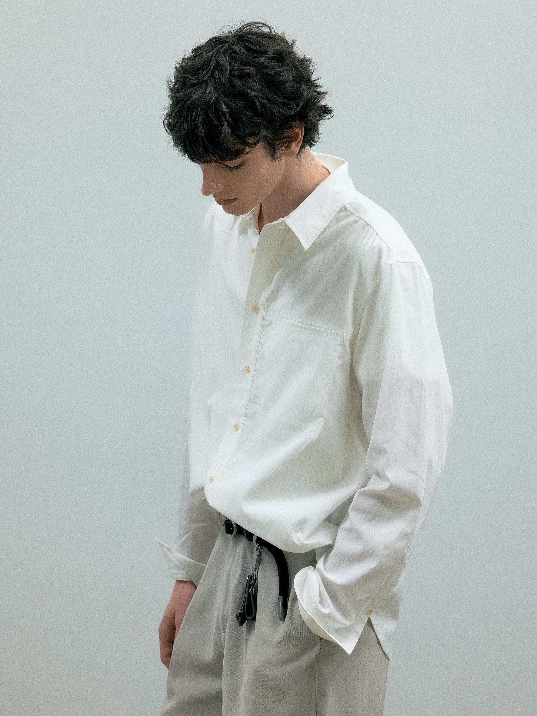 011 - Curator Basic Shirt - Image 3