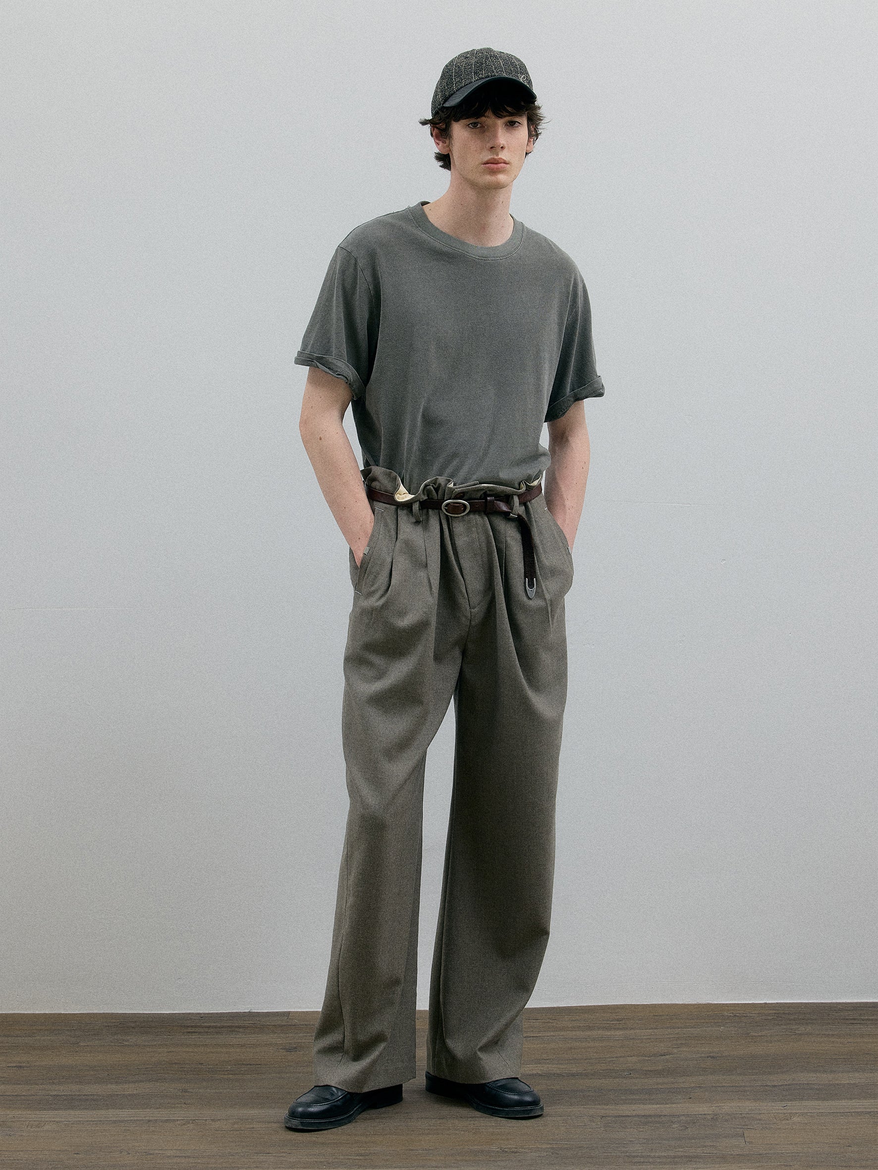 011 - Founder Roll-up T-shirt - Image 14