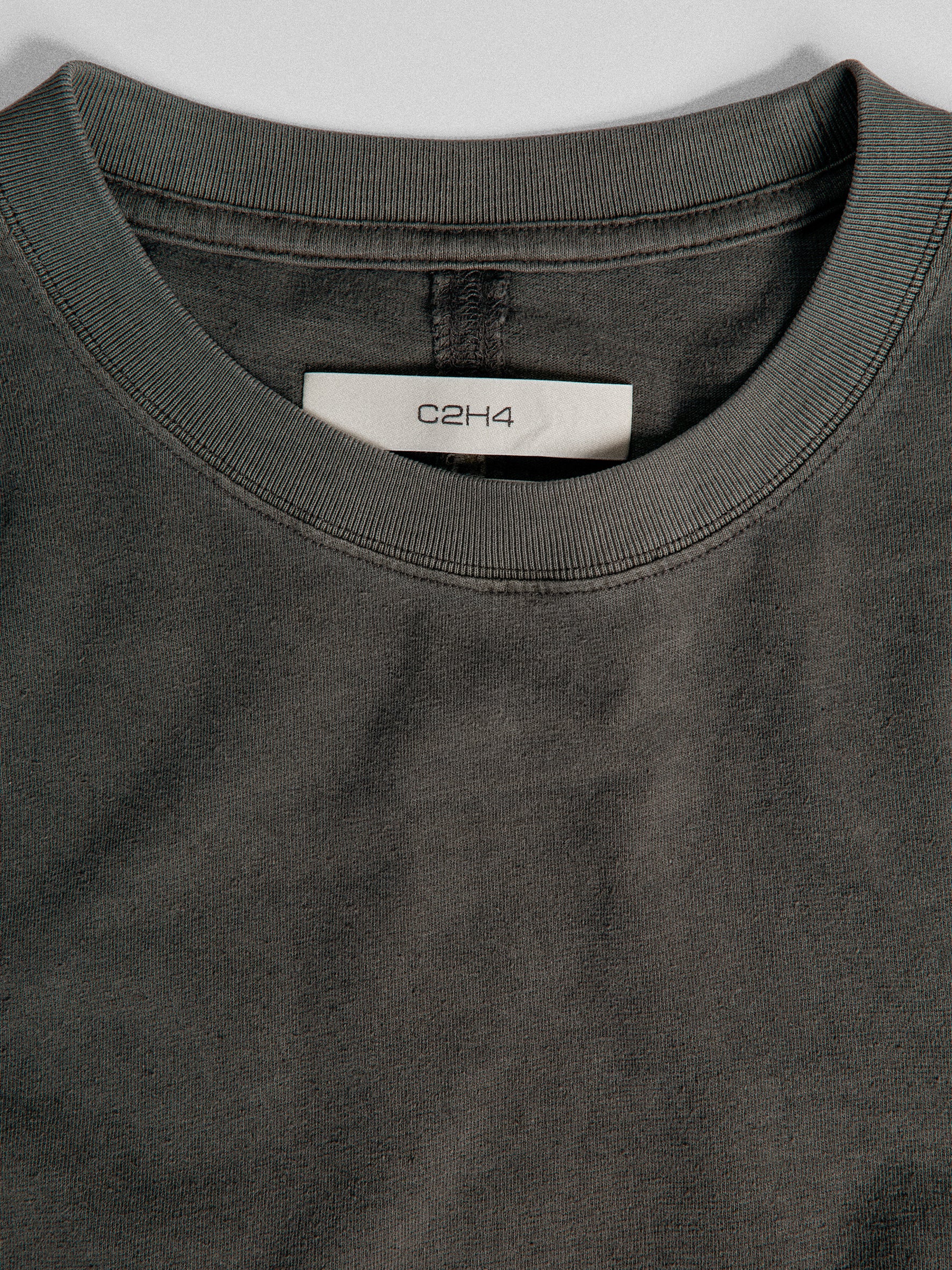 011 - Founder Roll-up T-shirt - Image 17