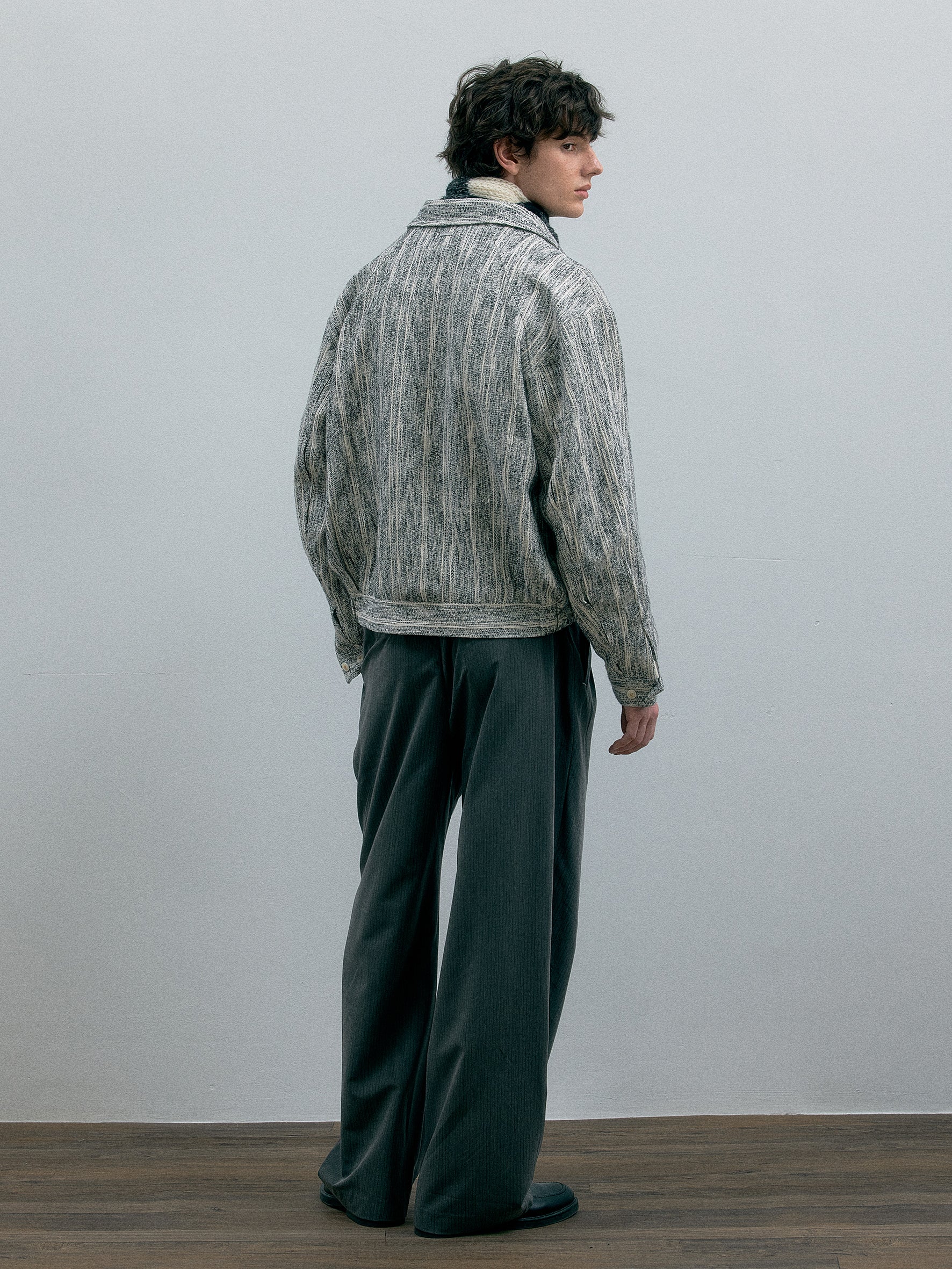 011 - Kensington Profile Jacket - Image 8