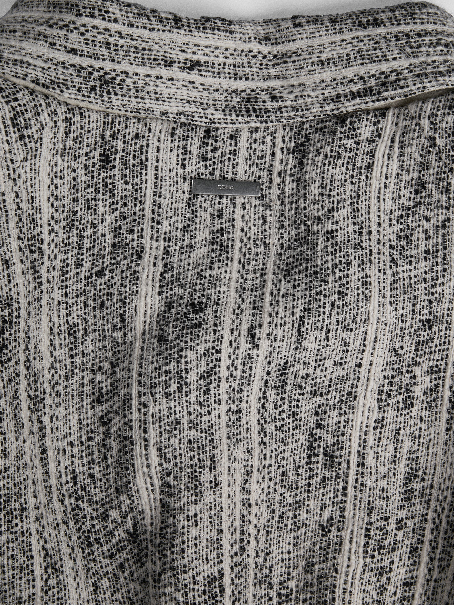 011 - Kensington Profile Jacket - Image 15