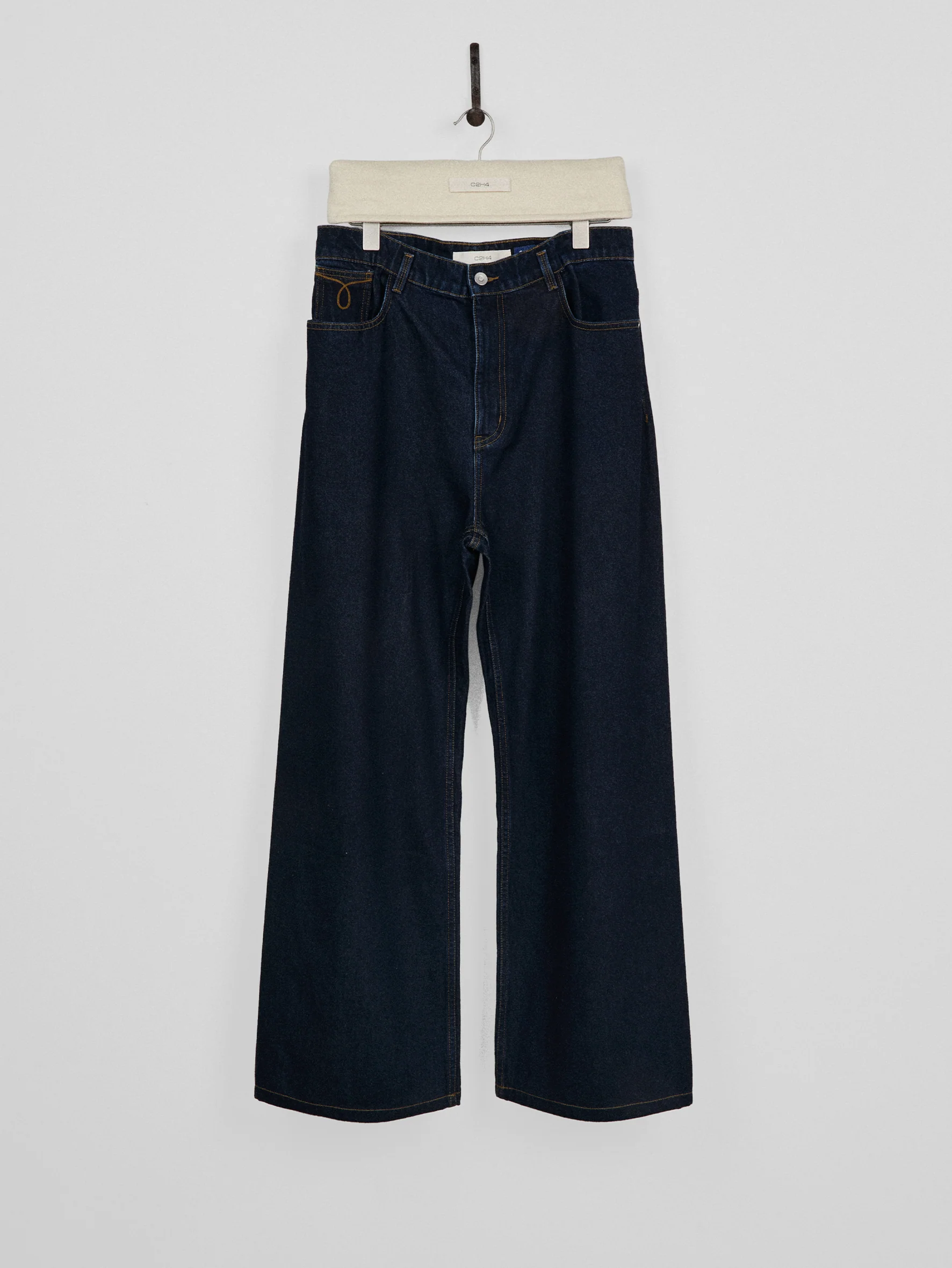 011 - La Roche Afternoon Jeans - Image 18