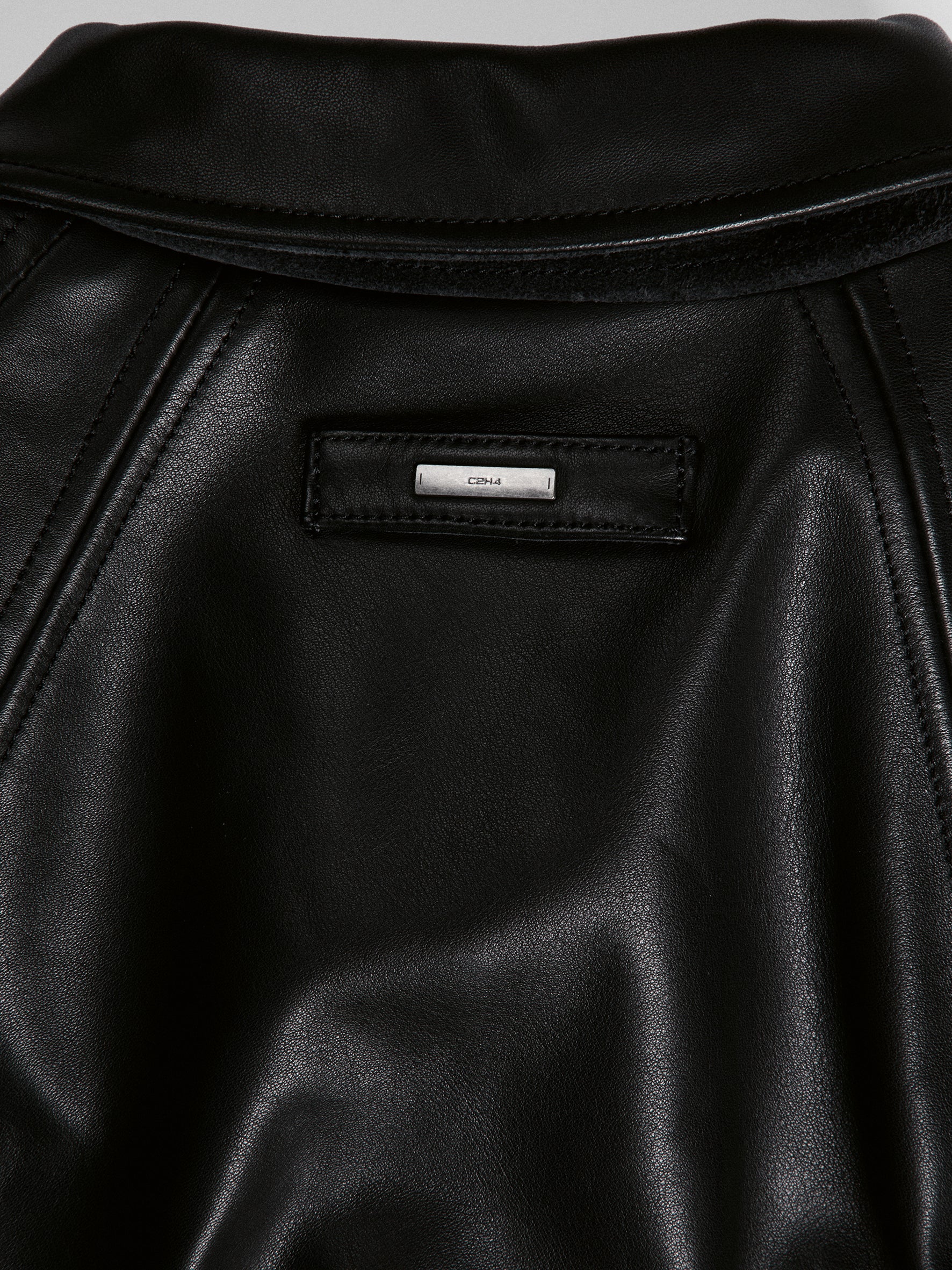 011 - Moccasin Memory Faded A-2 Leather Jacket - Image 14