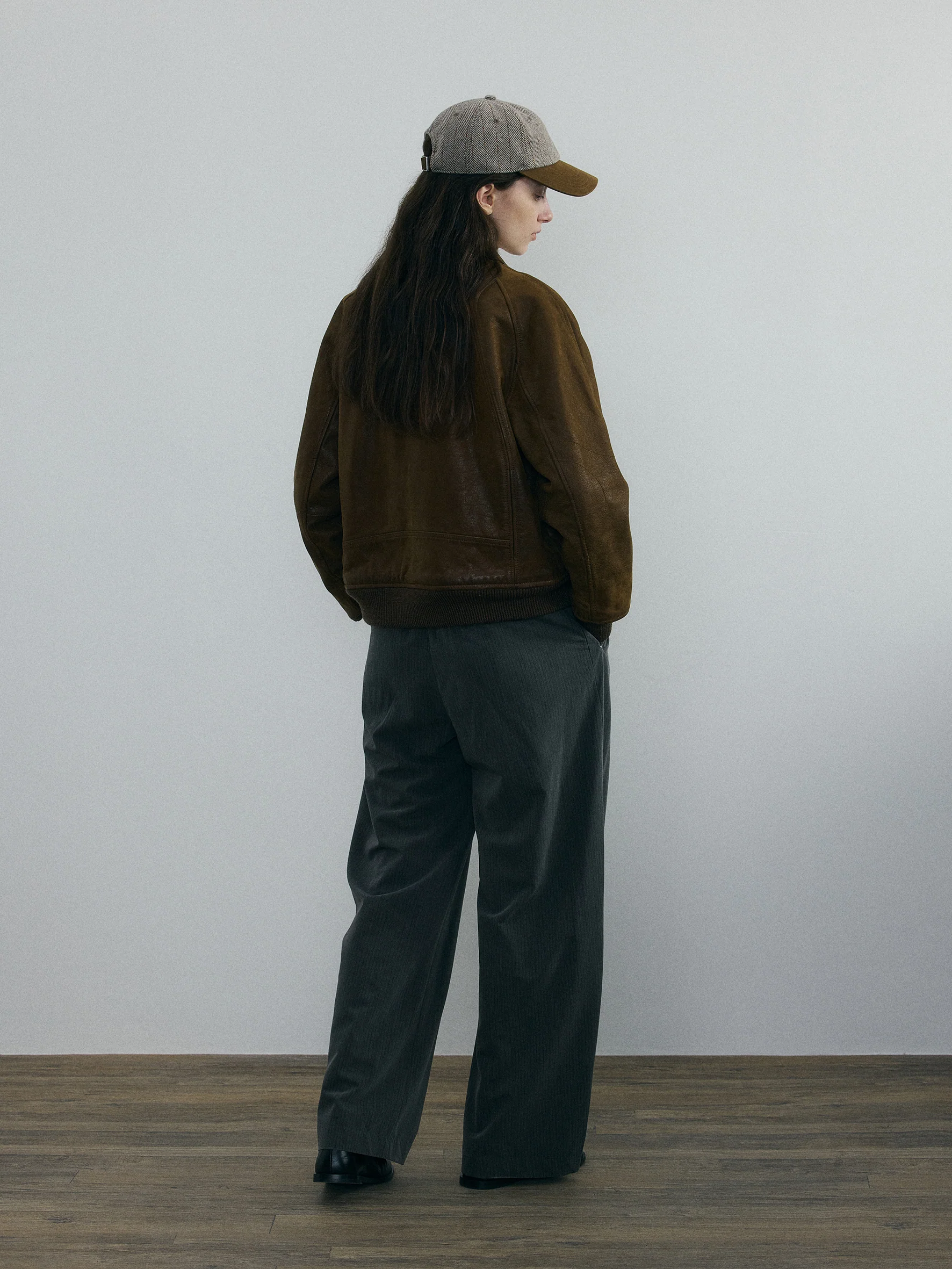 011 - Moccasin Memory Faded A-2 Leather Jacket - Image 27
