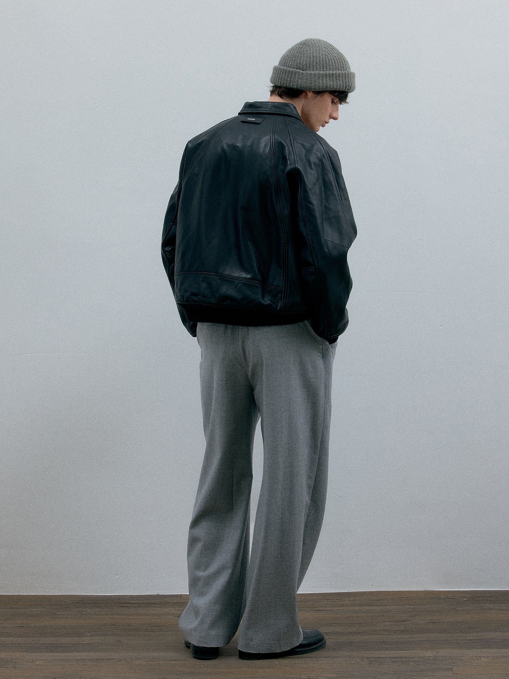 011 - Moccasin Memory Faded A-2 Leather Jacket - Image 4
