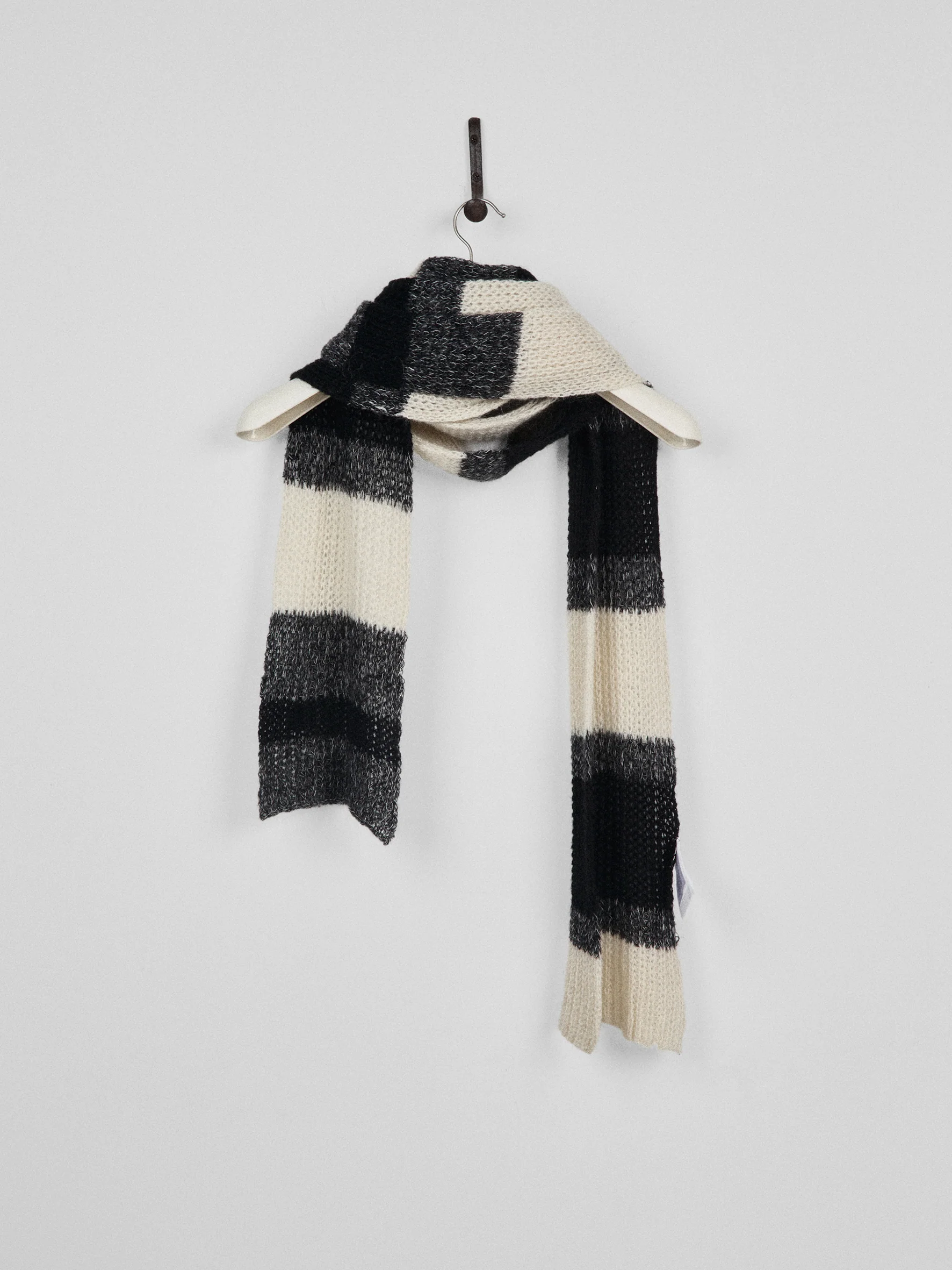 011 - Mohair Stereo Scarf - Image 19