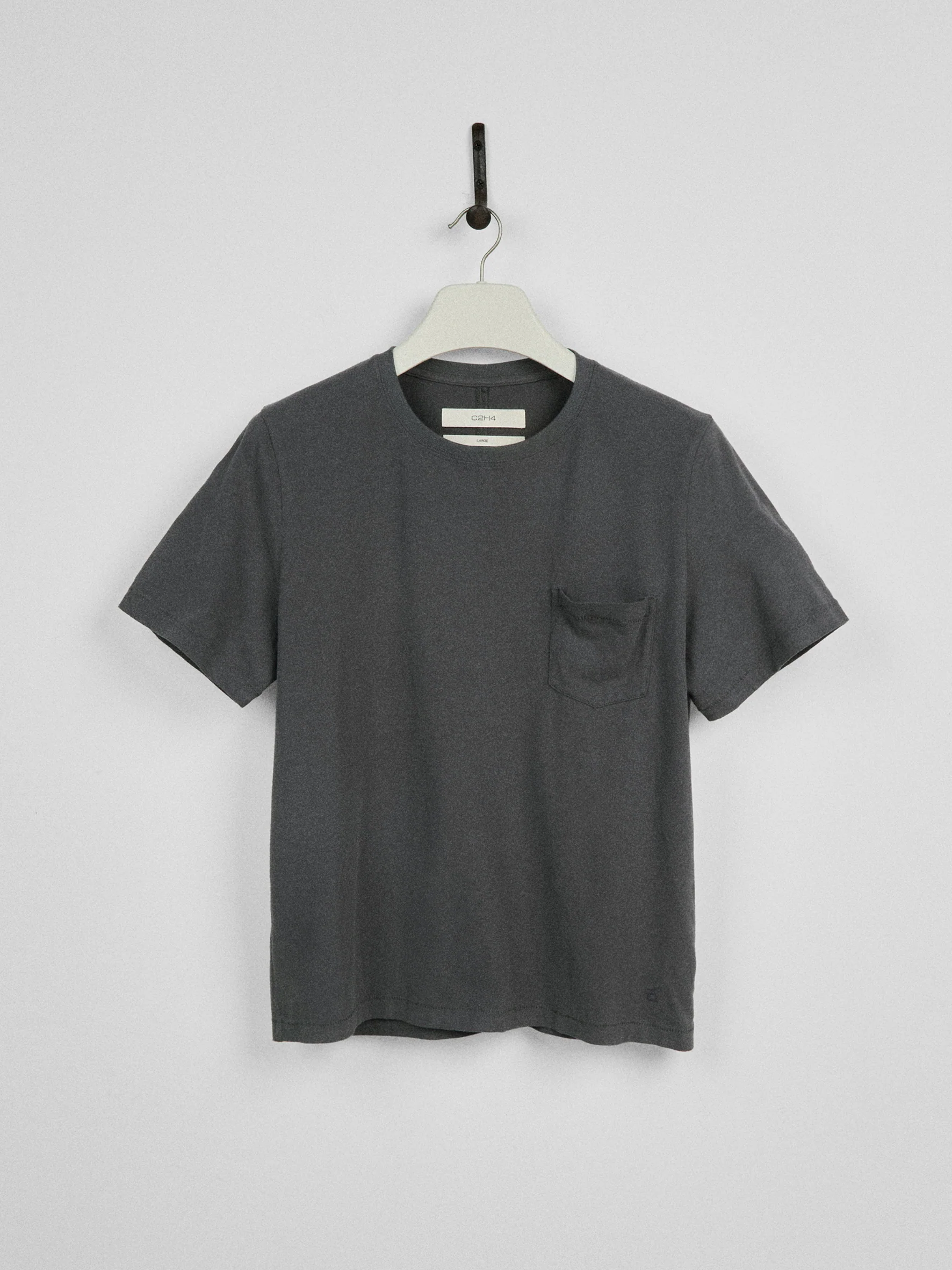 011 - Old Time Wardrobe Wrinkled Pocket T-shirt - Image 4