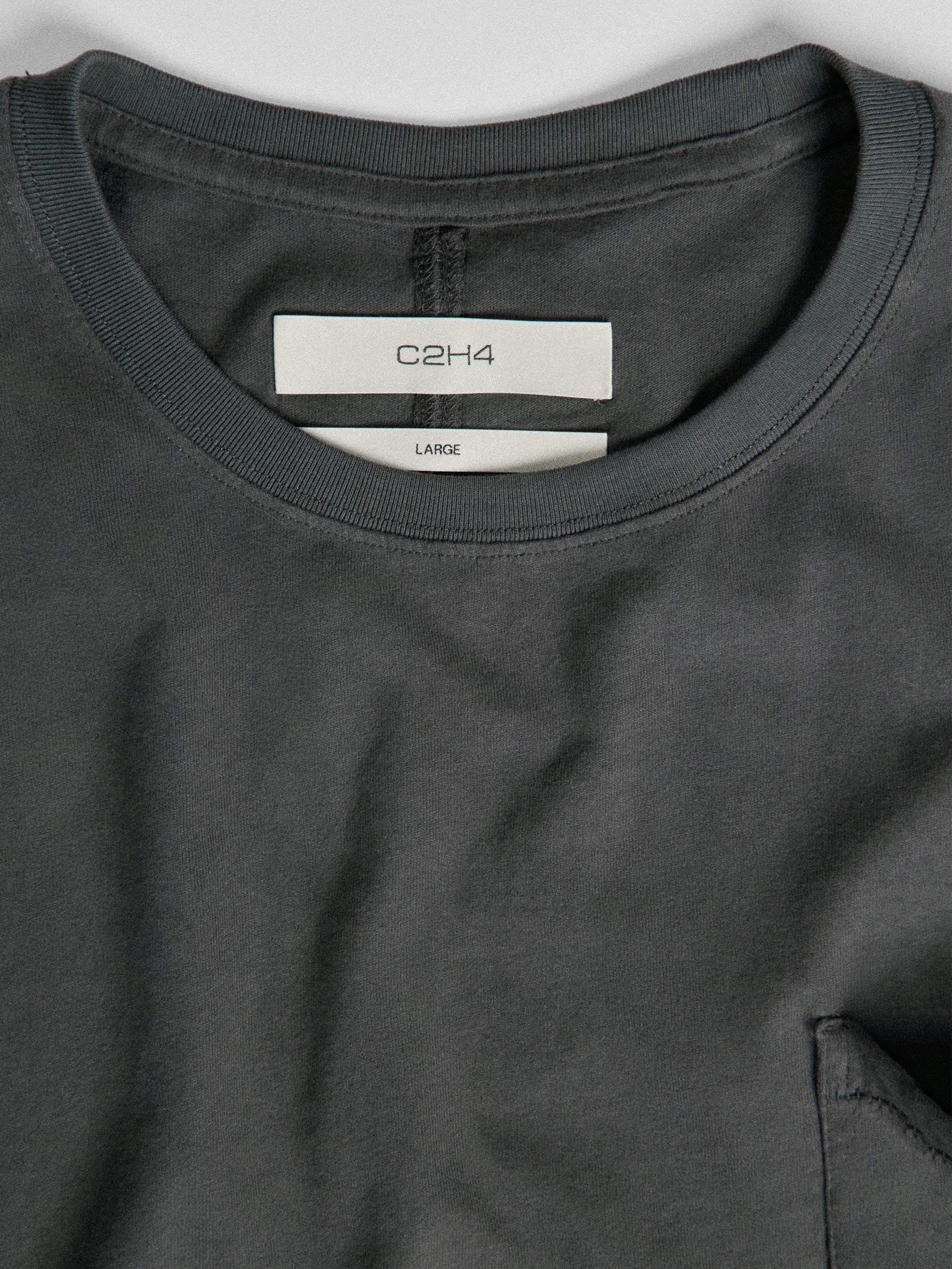011 - Old Time Wardrobe Wrinkled Pocket T-shirt - Image 6