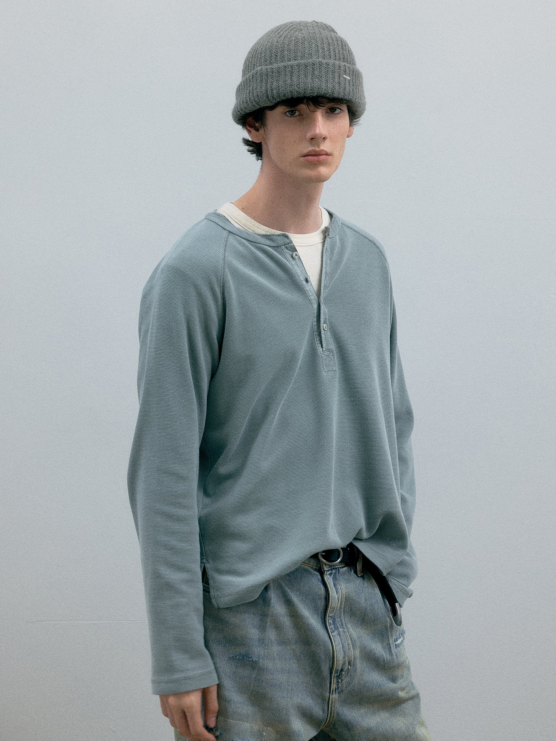 011 - Vrille Beanie - Image 3