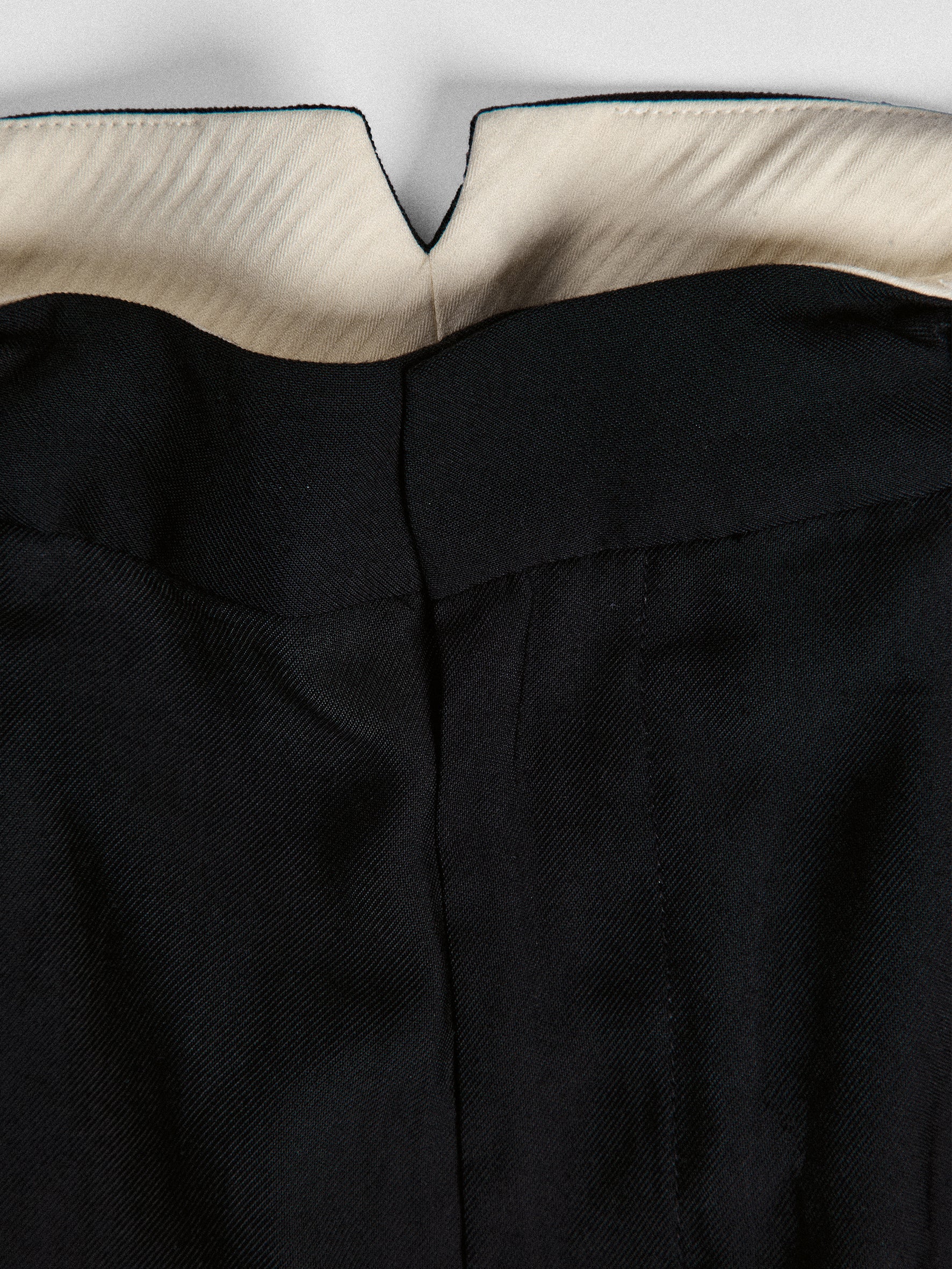 011 - Vrille Fold-over Tailored Shorts - Image 16
