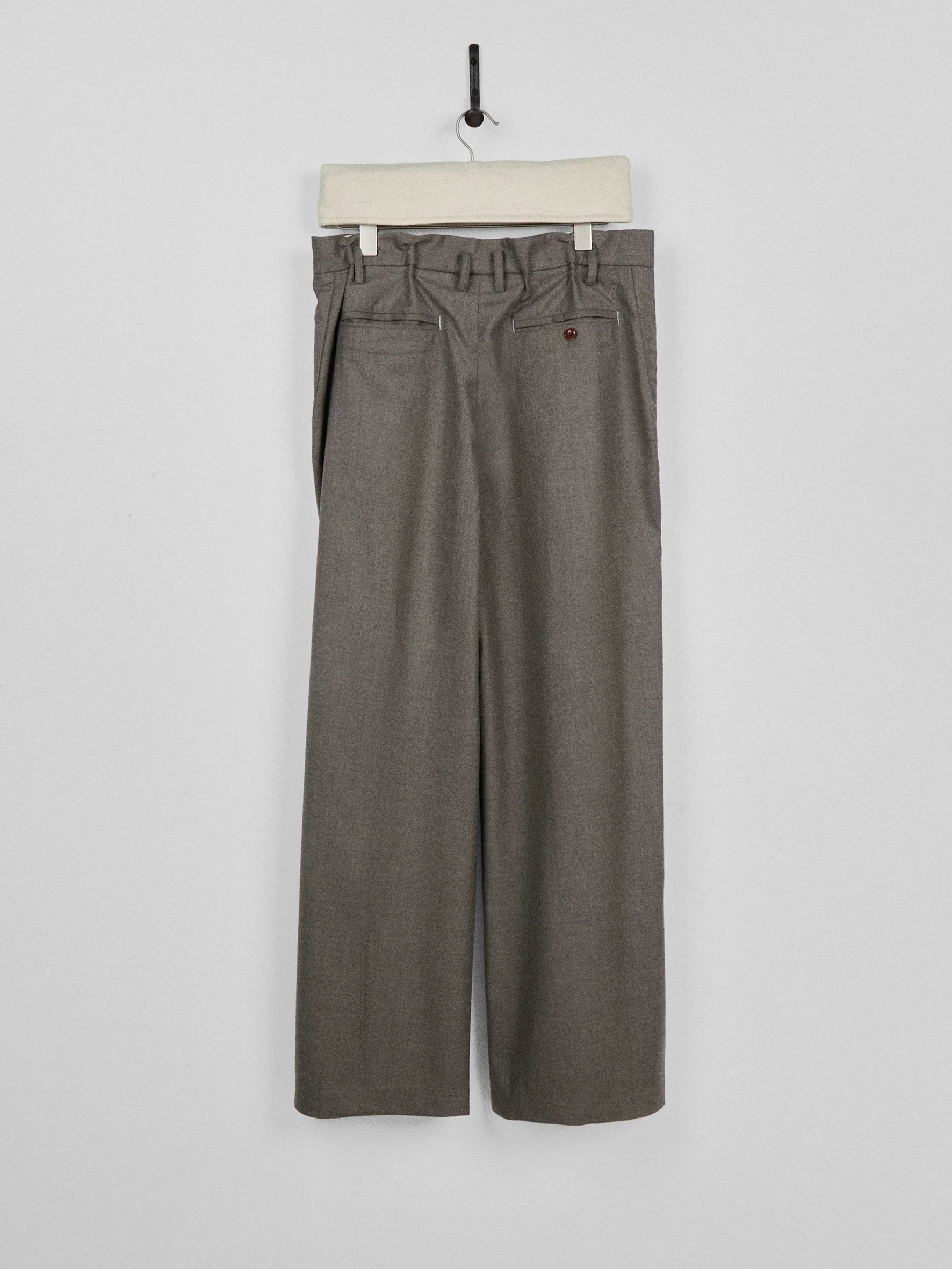 011 - Vrille Tailored Pants - Image 15