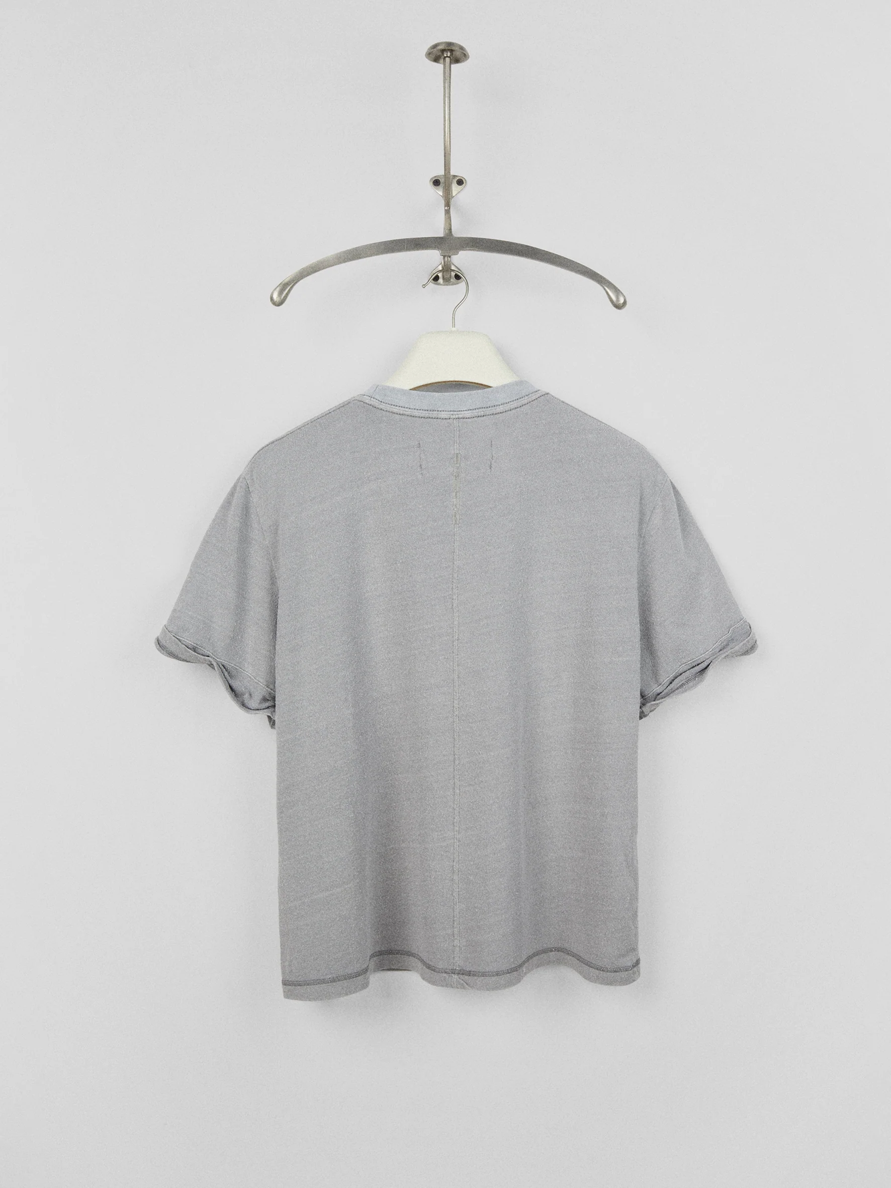 012 - Founder Roll-up T-shirt - Image 12