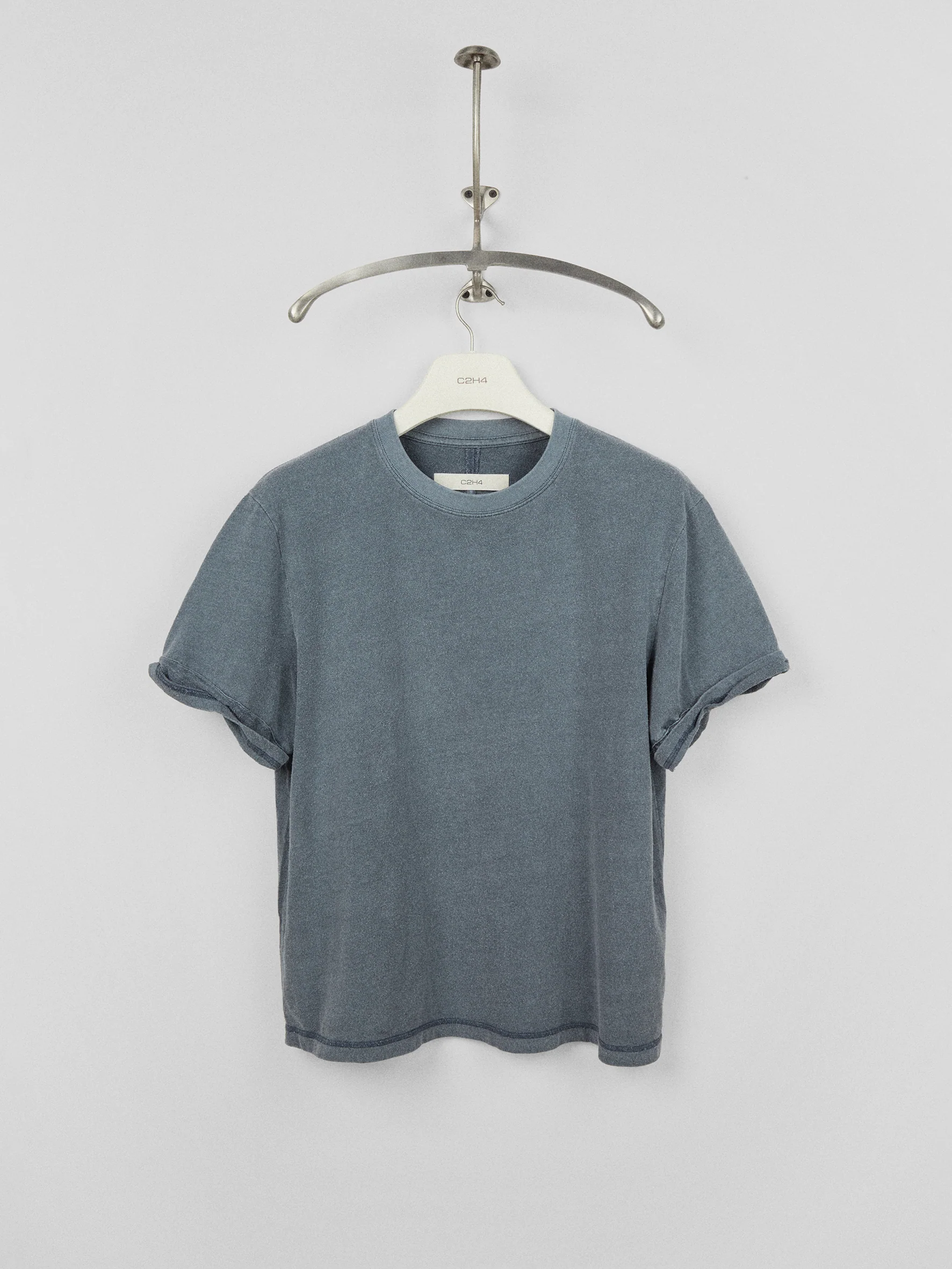 012 - Founder Roll-up T-shirt - Image 18