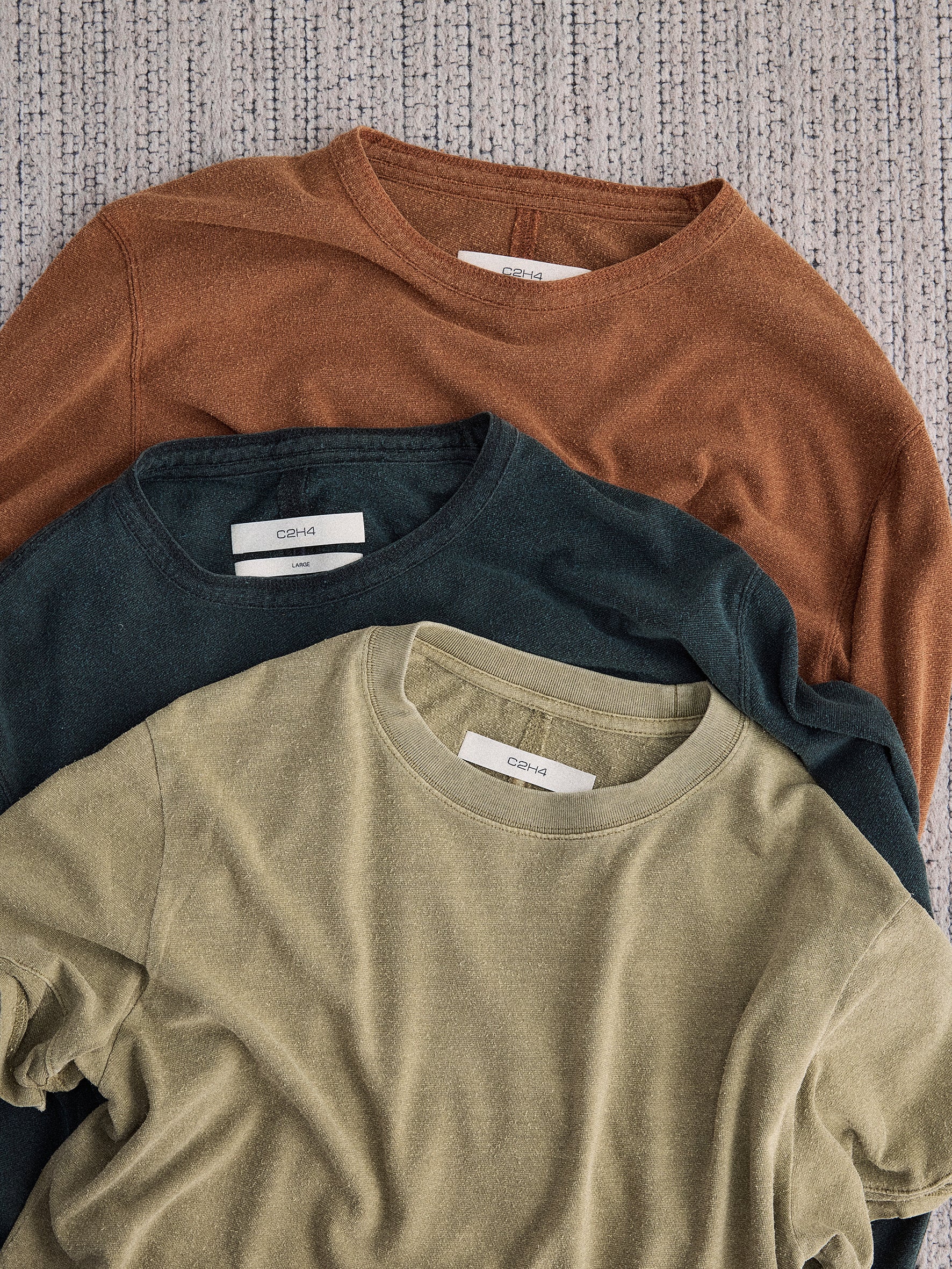 012 - Founder Roll-up T-shirt - Image 3