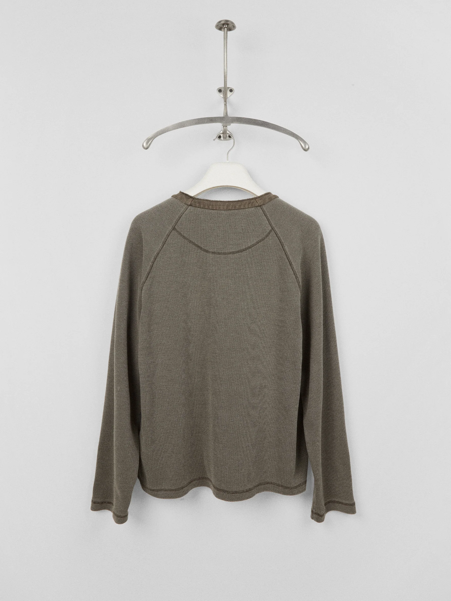 012 - Moccasin Memory Textured Henley - Image 14