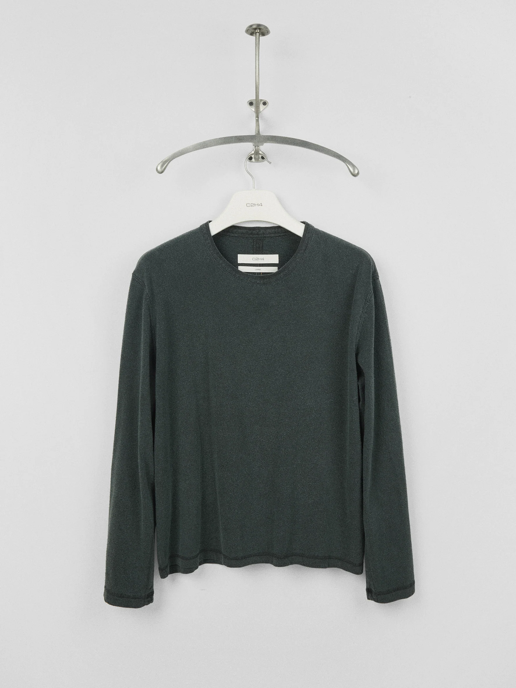 012 - Old Time Wardrobe Cotton Long-Sleeve T-shirt - Image 13