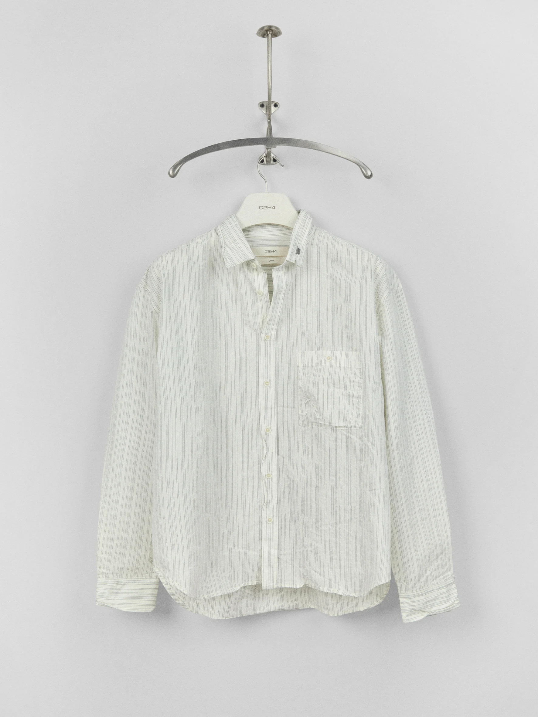 012 - Old Time Wardrobe Wrinkled Shirt - Image 20