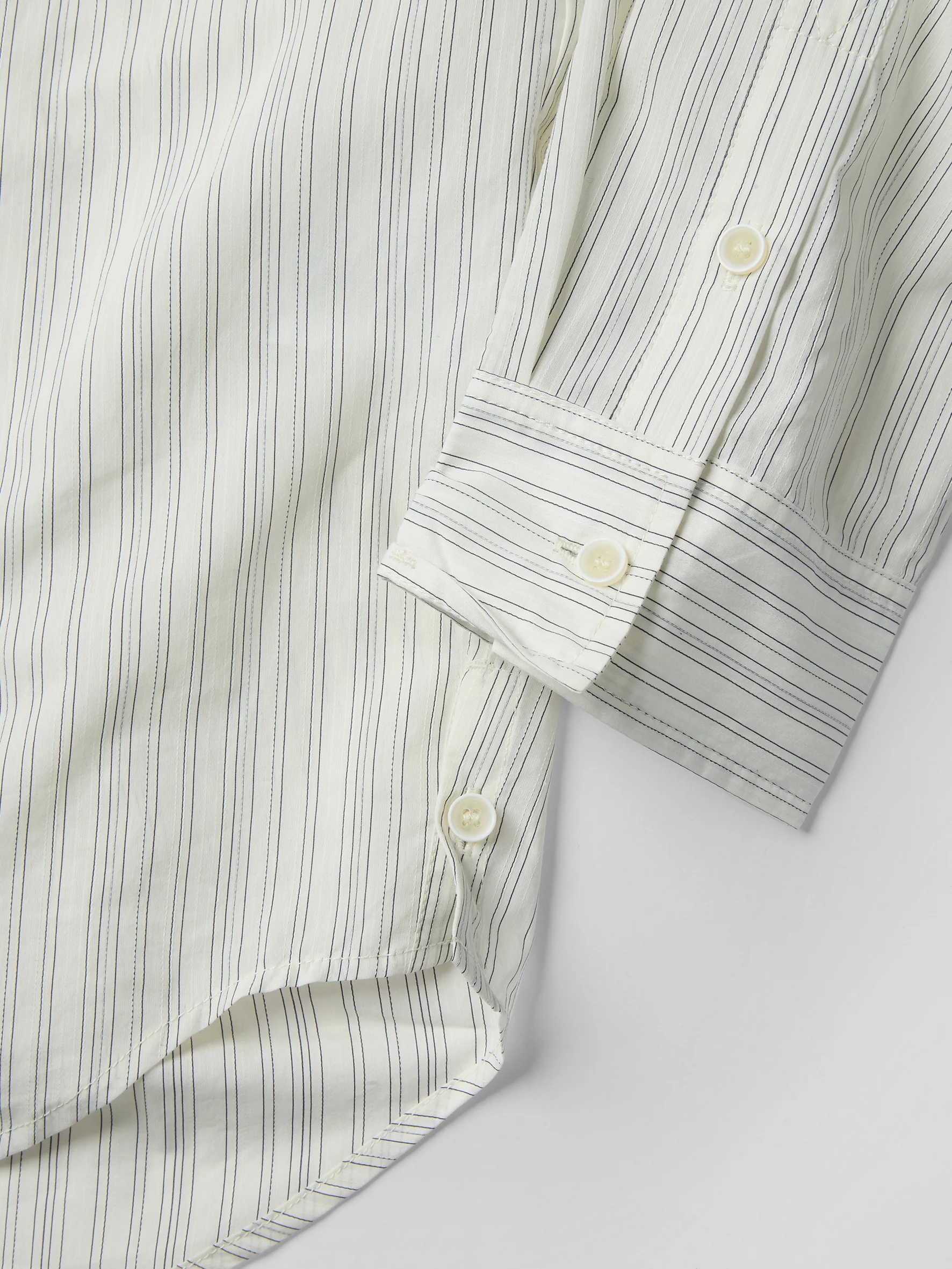 012 - Old Time Wardrobe Wrinkled Shirt - Image 25