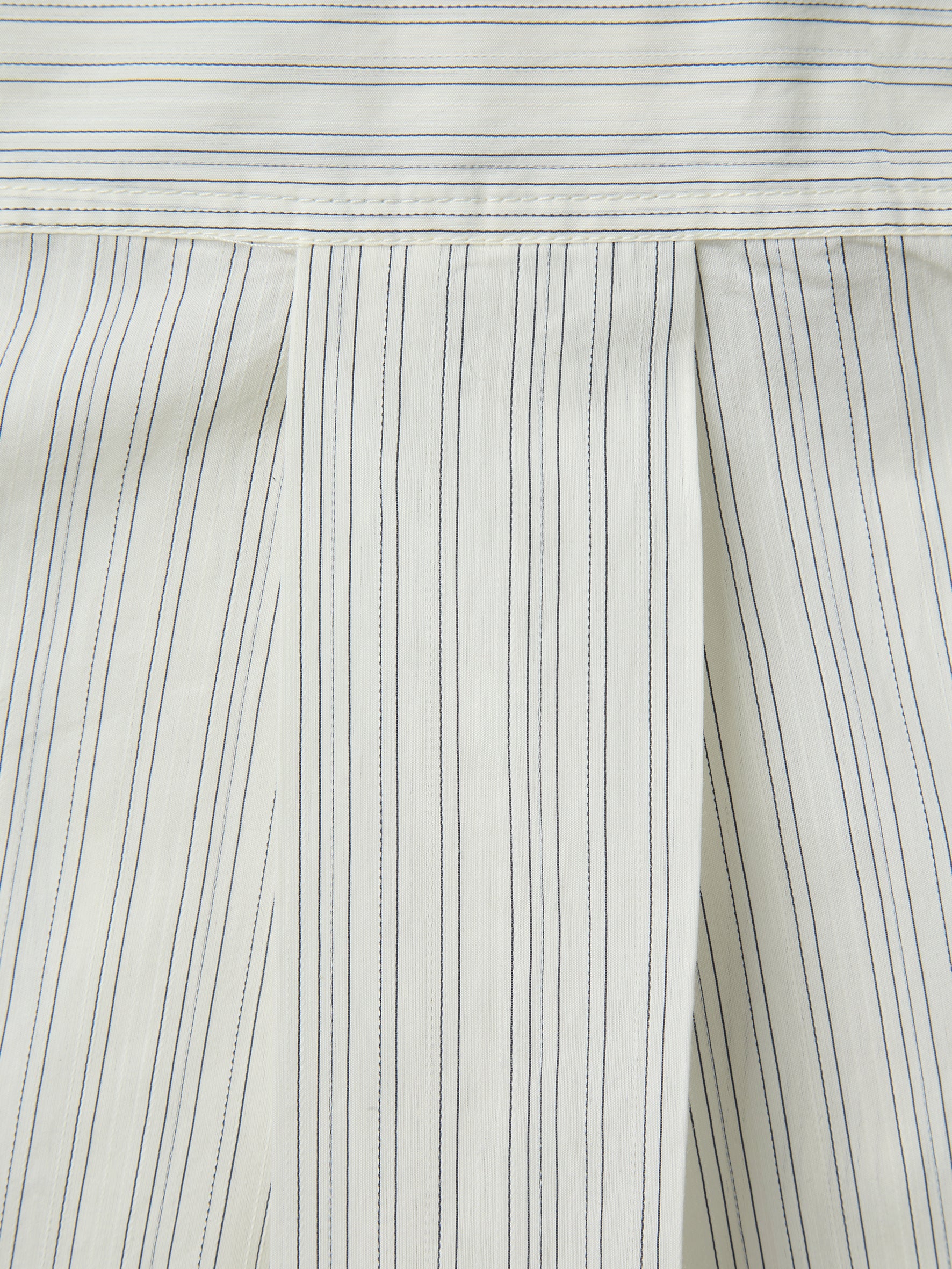 012 - Old Time Wardrobe Wrinkled Shirt - Image 26
