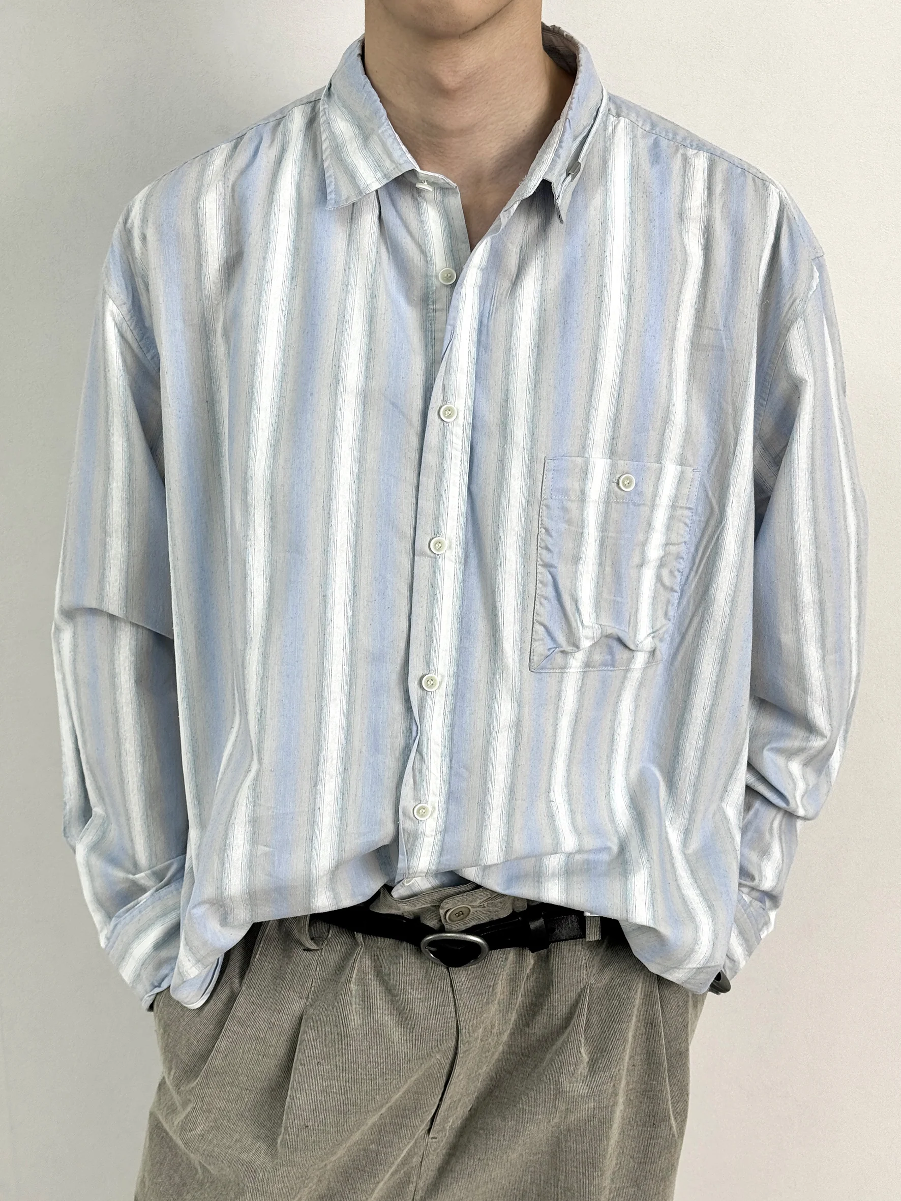 012 - Old Time Wardrobe Wrinkled Shirt - Image 27