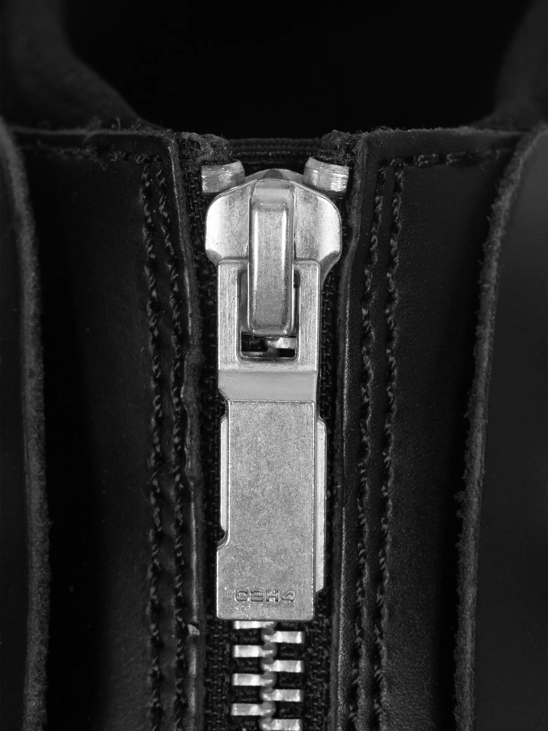 006 - “Boson” Boots Beta - Image 11
