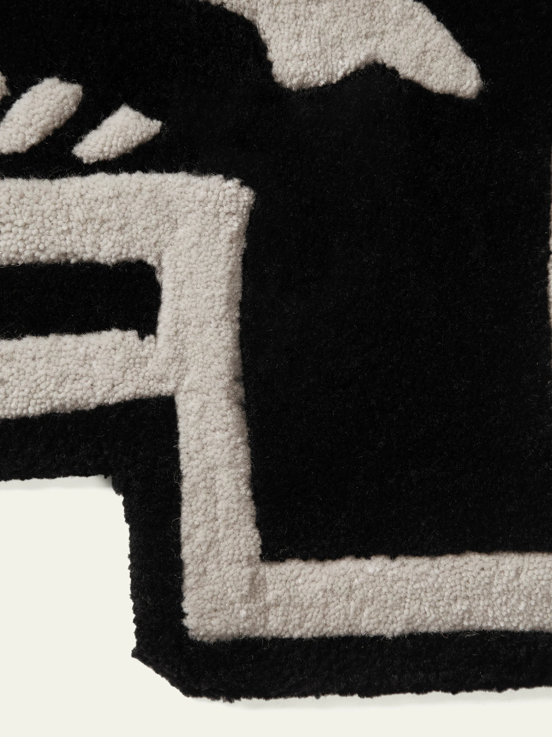 C2H4 x Mastermind JAPAN Vol.3 Totem Rug - Image 4