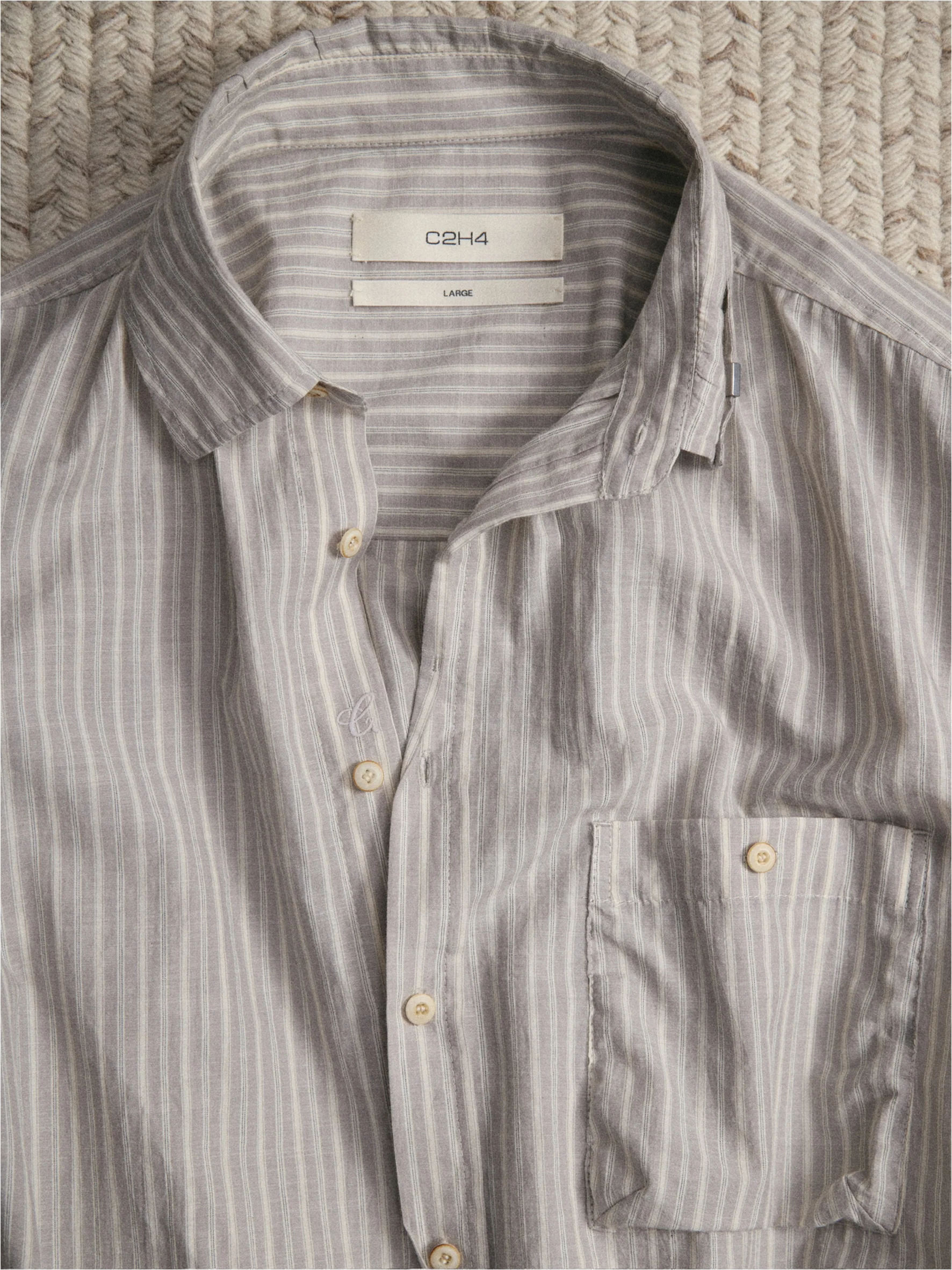 011 - Old Time Wardrobe Wrinkled Shirt - Image 16